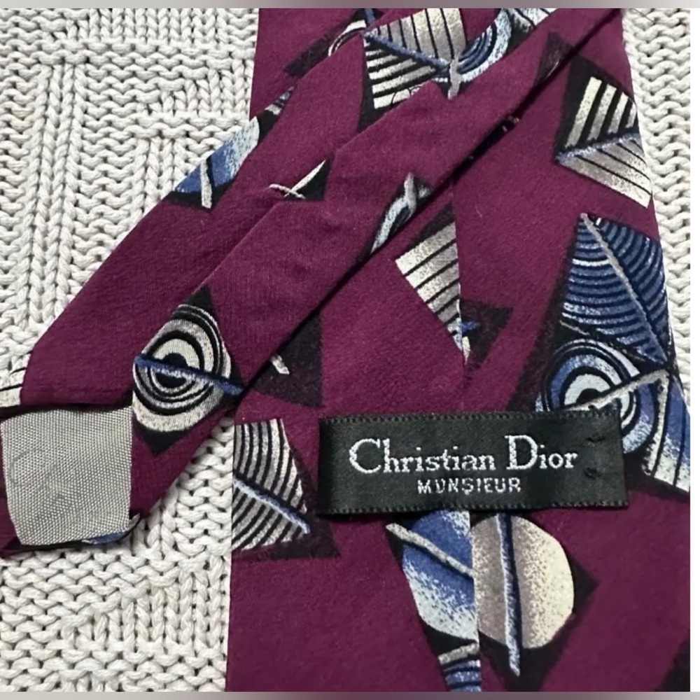 Men’s Vintage Christian Dior 80s Maroon Abstract Print Silk Tie - Picture 3 of 13